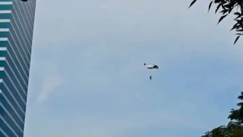 Salto en paracaídas desde el