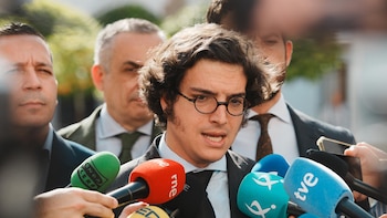 Vox critica que Trump se hizo el "gracioso" y "se pasó de frenada" con el Papa pero pide no desviar el foco de Sánchez