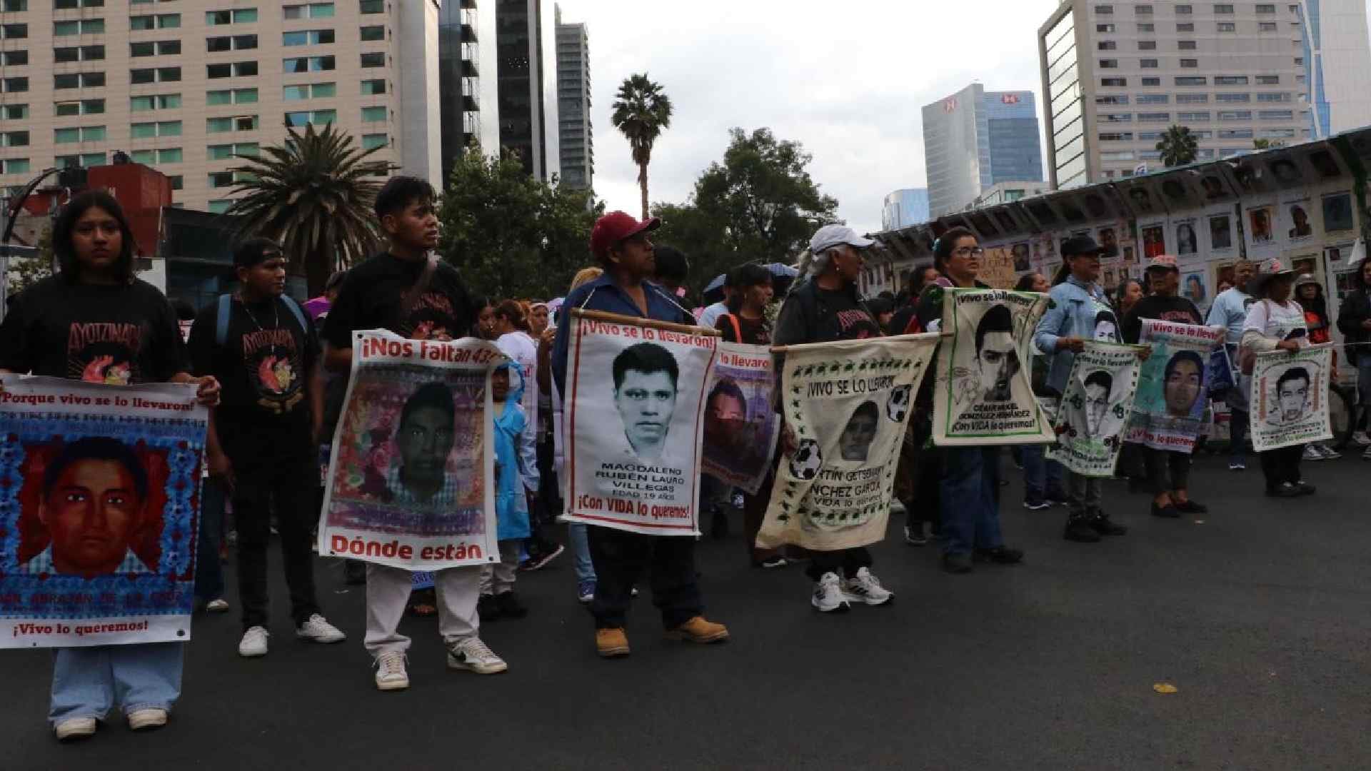 A 12 años de Ayotzinapa, ocho madres y padres murieron sin encontrar a sus hijos; “aquí estaremos hasta que Dios nos preste vida”