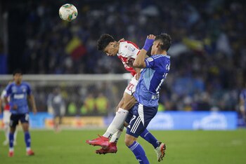 El último clásico de la capital terminó 3-2 a favor de Santa Fe - crédito Cristian Bayona / Colprensa