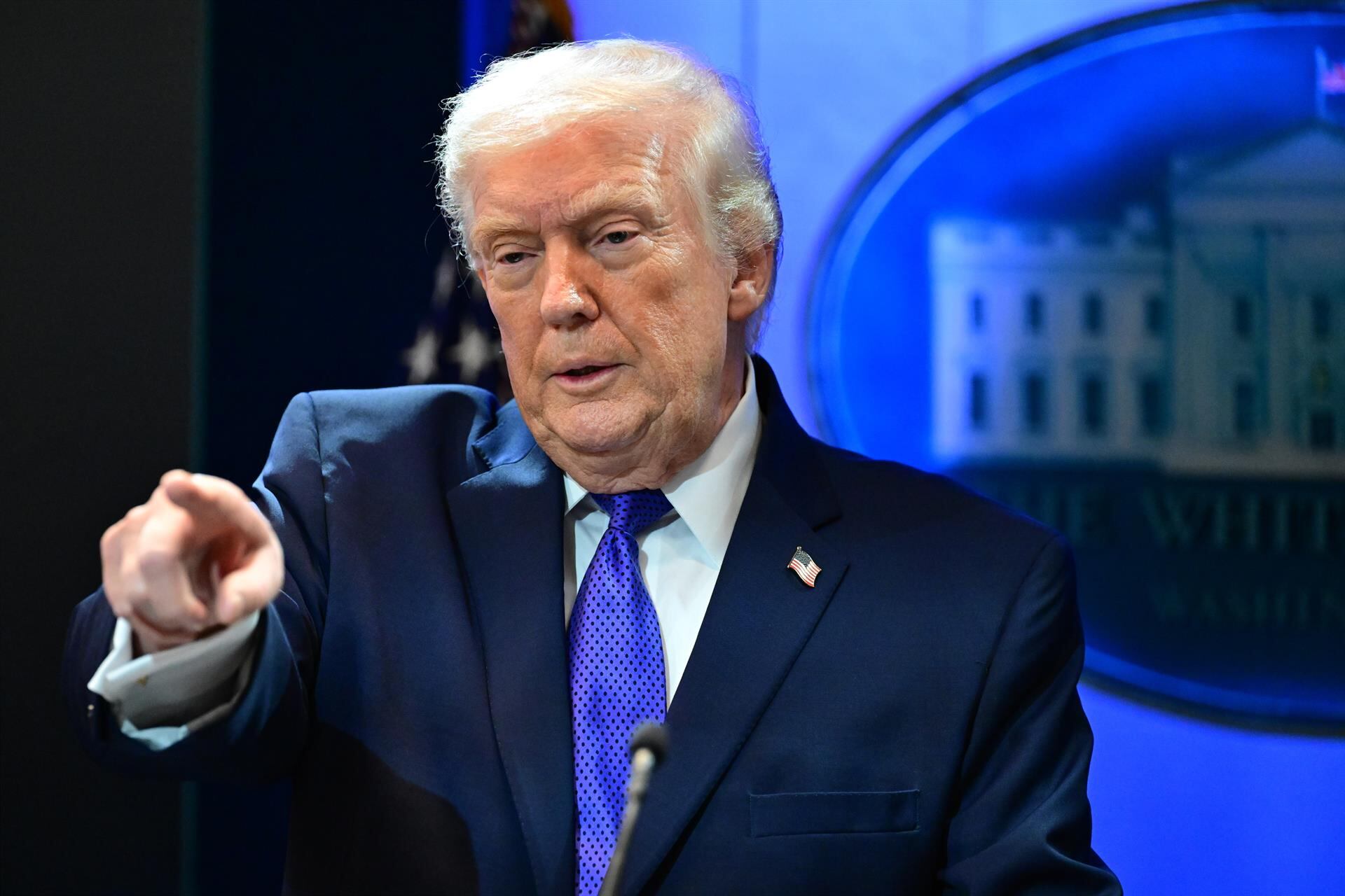 VÍDEO: Trump sube al 15% los aranceles globales de represalia tras el varapalo del Supremo