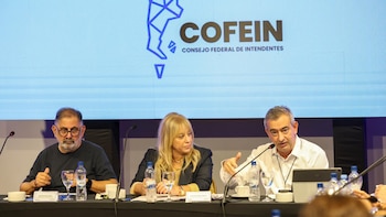 El Congreso Federal de Intendentes