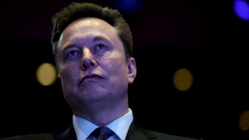 Elon Musk advierte sobre el