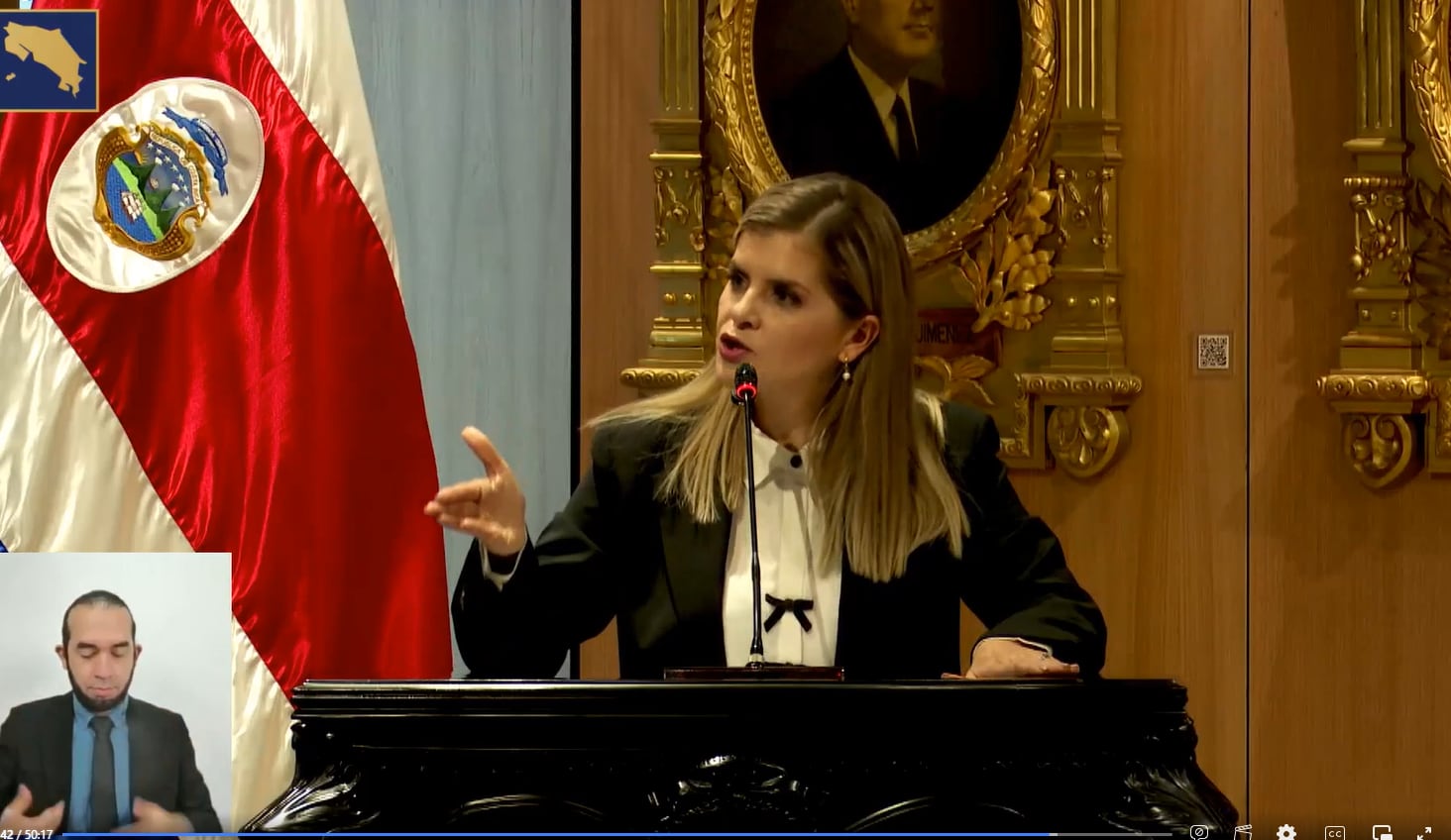 “Pertenecer a una banda criminal tiene que ser un delito en Costa Rica. No podemos seguir más con estas alcahueterías”, enfatizó la funcionaria. Foto cortesía de Presidencia.