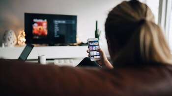 Jóvenes multitarea en Perú: tres