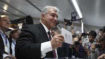 Joan Laporta repite presidencia en