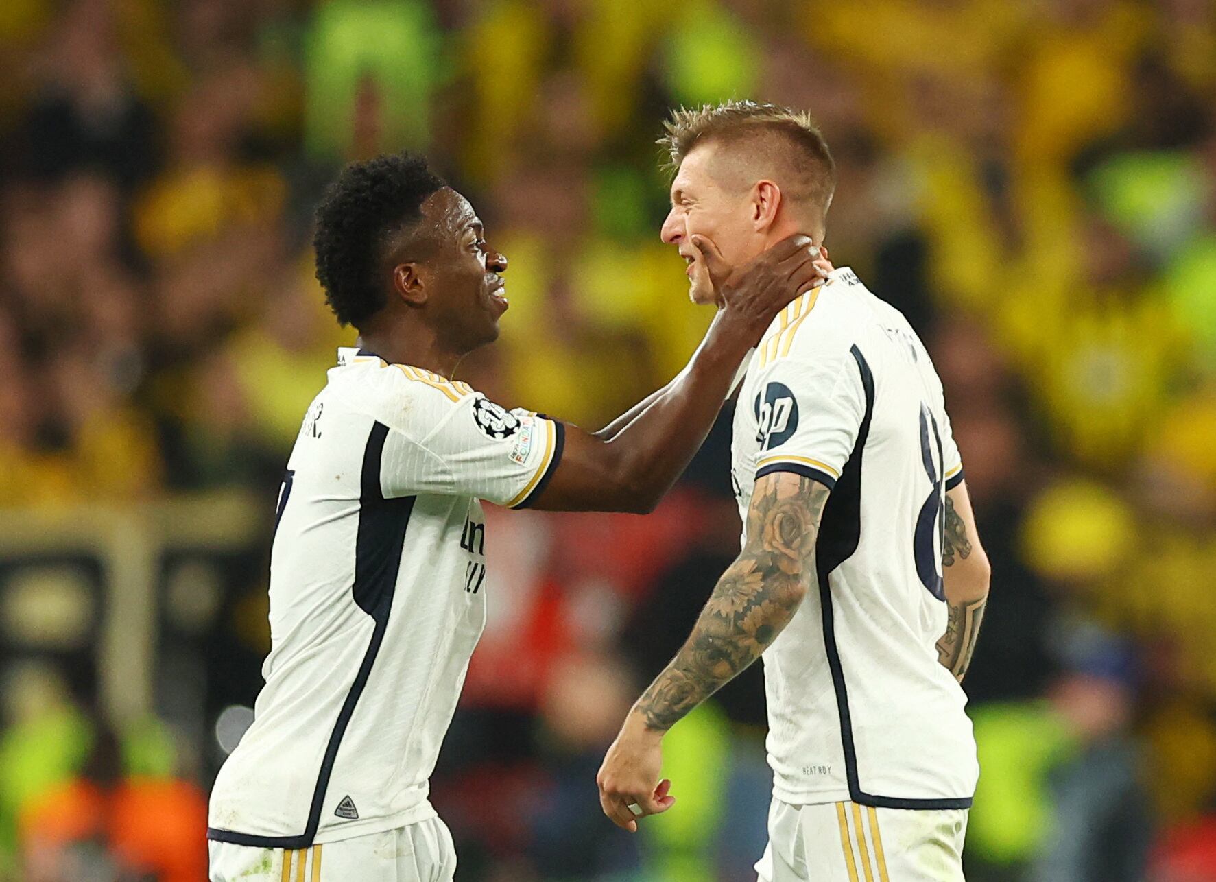 Vinicius y Kroos, cuando eran compañeros (REUTERS/Hannah Mckay)