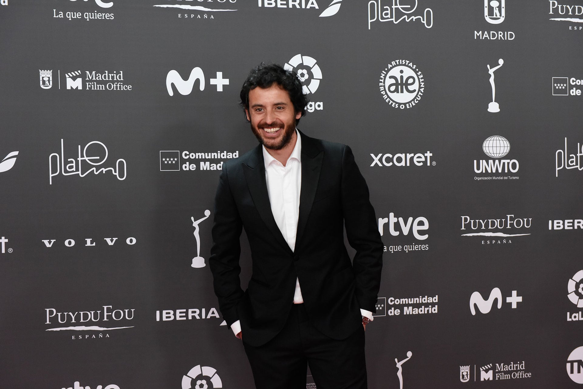 Javier Pereira en la alfombra roja de los Premios Platino (Europa Press)