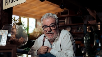 Millán Salcedo, orgulloso por ser "el de las empanadillas", reivindica el humor manchego: "Ya salía en el Quijote"