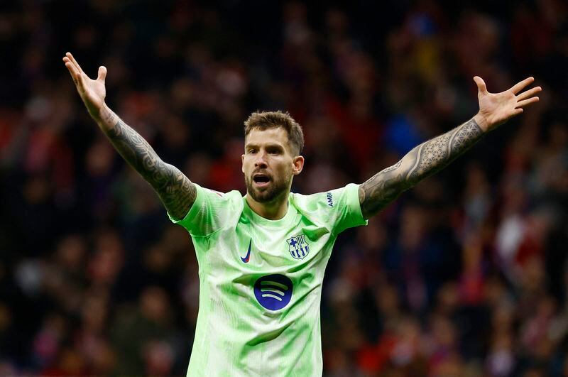 Iñigo Martinez en un partido por la liga española (REUTERS/Susana Vera)