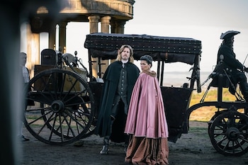 'Valle Salvaje'. Dámaso y Victoria se marchan del valle. (RTVE)