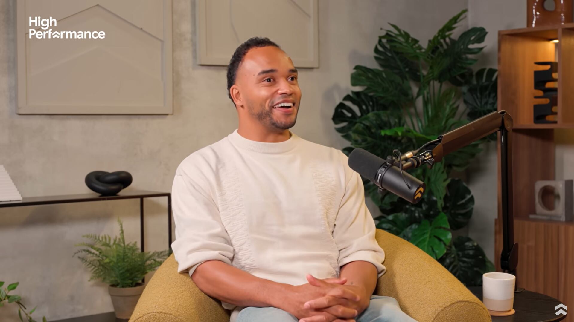 El piloto compartió que la confianza auténtica nace de aceptar la vulnerabilidad y luchar frente a la adversidad (High Performance)