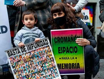 Fabiana con su hijo más