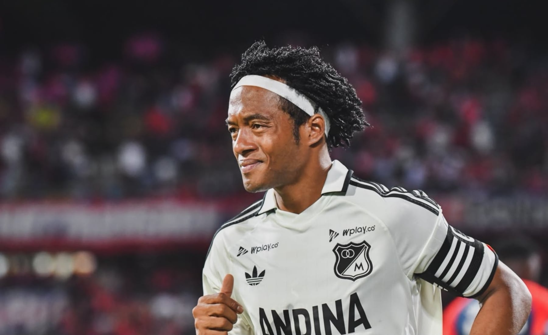 Juan Guillermo Cuadrado debutó con Millonarios ante el Medellín, conjunto en el que debutó como profesional en 2008 - crédito Colprensa