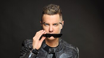 Santiago del Moro se prepara