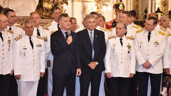 La última ceremonia de ascensos