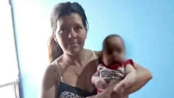 Una mujer murió desnucada en