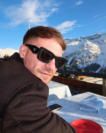 Las fotos de las vacaciones de Alexis Mac Allister y Ailen Cova en St. Moritz