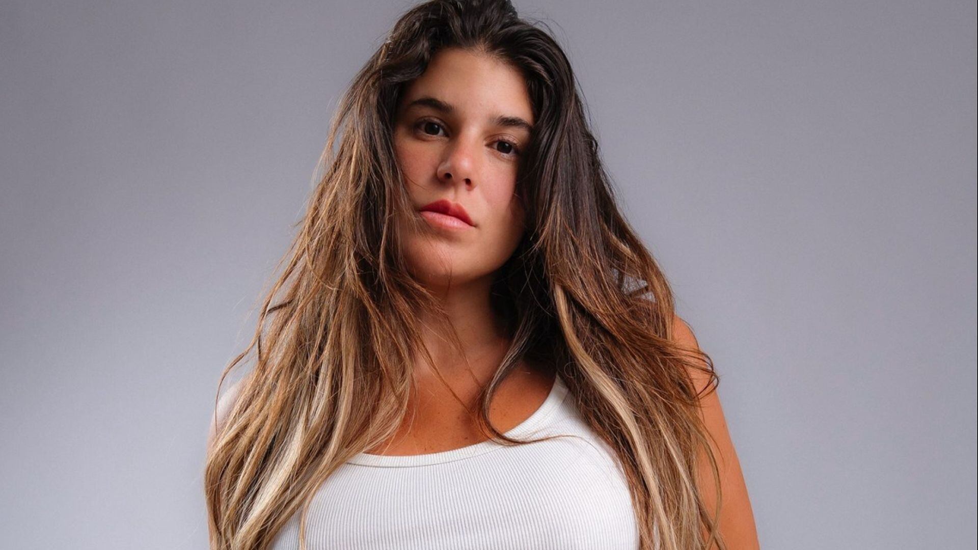 Johana dejó atrás antiguas tensiones y ahora observa con serenidad el papel de Vélez en la vida de sus hijos. El respeto demostrado ha sido clave para esta transformación. (Facebook)