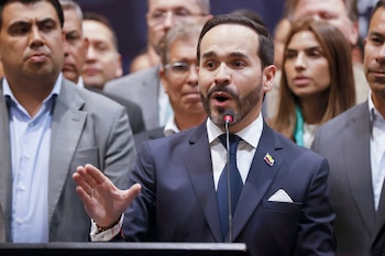 El presidente electo, Abelardo de la Espriella, anunció que romperá las relaciones diplomáticas con Cuba al asumir el cargo, como parte de un giro en la política exterior de Colombia - crédito Mauricio Dueñas Castañeda/EFE