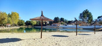 Lago de Playamonte, una playa
