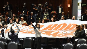 Diputados aprueban reducir jornada laboral