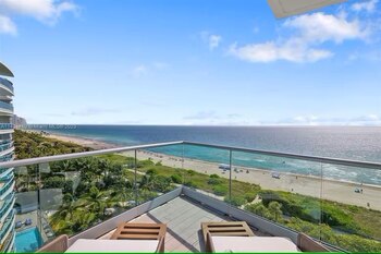 El apartamento de soltero de Tom Brady en Surfside, Florida, donde la leyenda de la NFL vivió