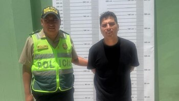 John Kelvin detenido por manejar