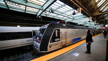 NJ Transit aumenta las tarifas y encarece los viajes entre Nueva York y Nueva Jersey