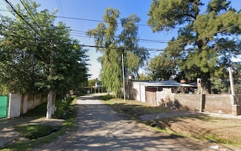 El operativo ocurrió en una vivienda ubicada sobre la calle Los Amarilis al 2900, en Lomas de Los Cachorros (Google Maps)