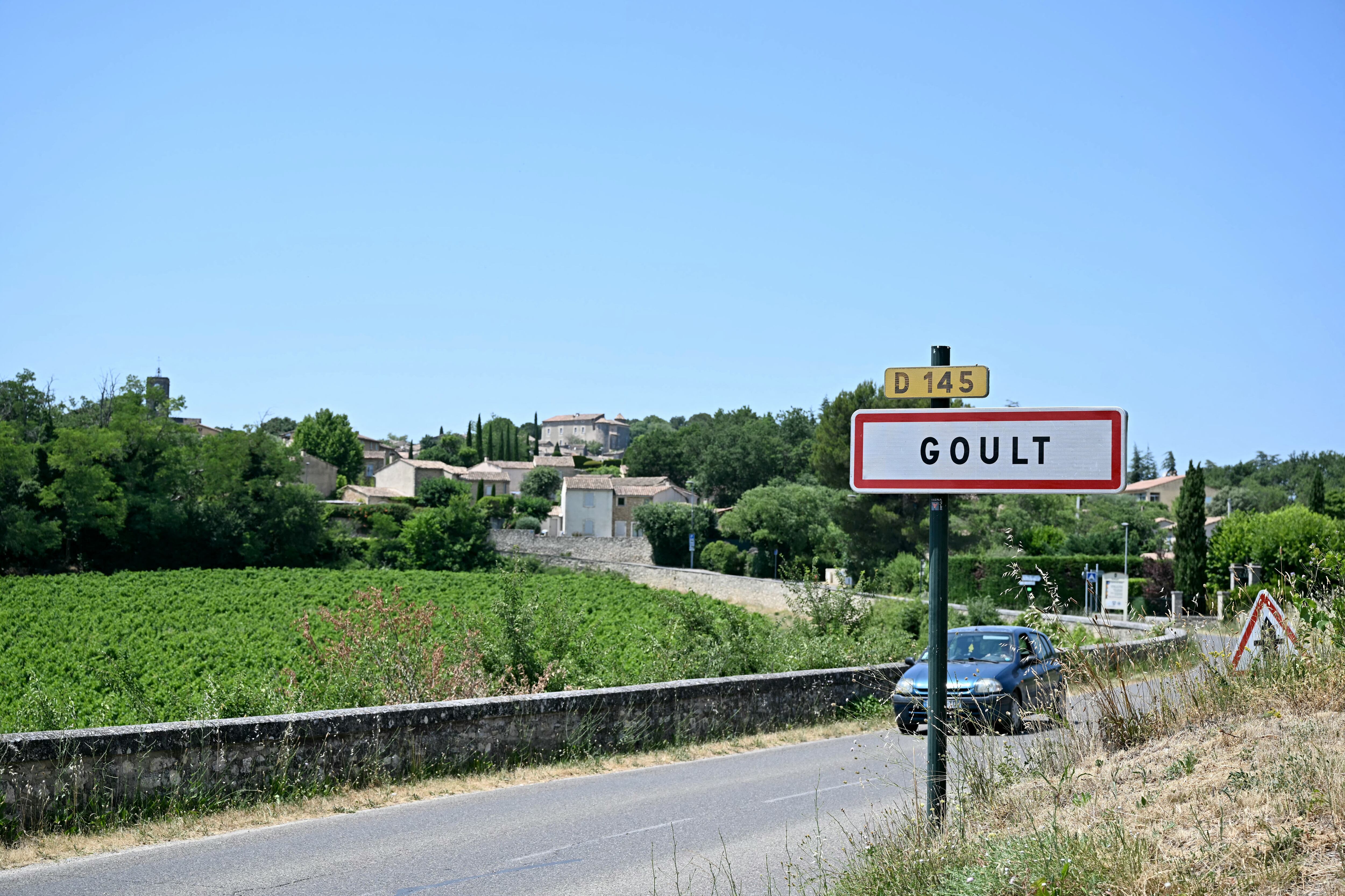 Entrada al pueblo de Goult, lugar donde ocurrieron los hechos  (Gabriel Bouys / AFP)