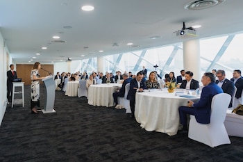 PROCOMER busca diversificar los mercados de origen de la inversión extranjera directa mediante su expansión internacional. (Fotografía retomada de La Nación)