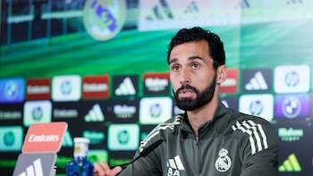 Arbeloa defiende a Florentino Pérez y va más allá: “Parece mentira que solo el Real Madrid quiera defender la legalidad en el fútbol”