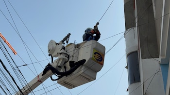 Riesgos asociados: descargas eléctricas, accidentes y cortes de energía. Difusión