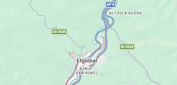 Cinco policías forales de Navarra han muerto este miércoles en un accidente en la autopista AP-8, a la altura de Elgoibar, Gipuzkoa (Google Maps)