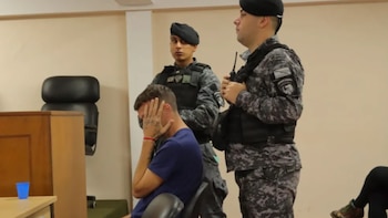 Durante el juicio, reconstruyeron cómo rescataron a la mujer que fue abusada por el asesino de su novio en Misiones