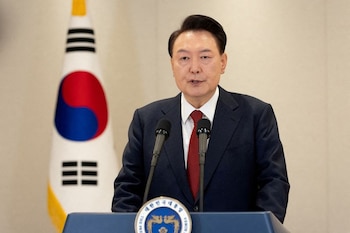 La Oficina de Investigación de Corrupción surcoreana confirmaron que van a ejecutar la orden de arresto contra Yoon Suk-yeol antes del 6 de enero (REUTERS/ARCHIVO)