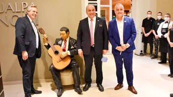 Alberto Fernández en la Hostería