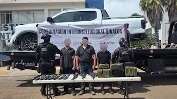 Con fusiles y chalecos: detienen a tres hombres por ir a exceso de velocidad en Sinaloa