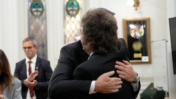 Adorni en el Congreso: “Nunca un presidente acompañó a su jefe de Gabinete a defender la gestión”, destacó un politólogo