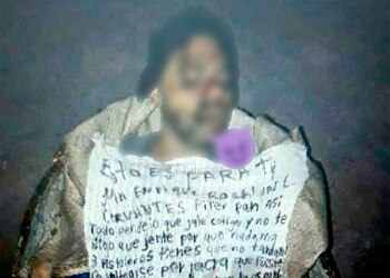 El cadáver de un joven