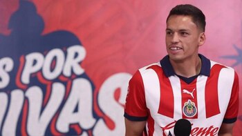 Óscar Whalley fue presentado como