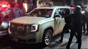 Cuatro hombres a bordo de