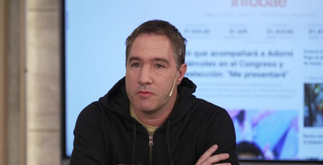 Las pymes representan el 98,7% del entramado empresarial argentino y enfrentan dificultades por la presión tributaria y burocrática (Infobae en Vivo)