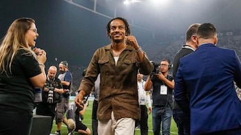 Carrillo, de 33 años, llega