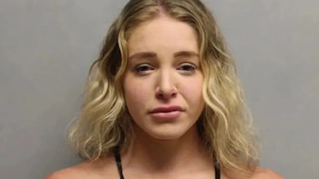 Courtney Clenney, la modelo de OnlyFans, acusada por la muerte de su novio Christian Obumseli