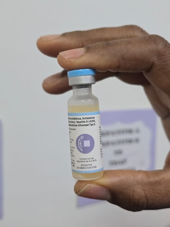 La Organización Panamericana de la Salud reporta una cobertura de vacunación DTP del 85% en Honduras, lo que evidencia desafíos en la inmunización.
