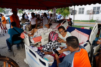 Un terremoto de magnitud 7,7 sacude Panamá y causa daños en edificios y vías