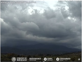 Imagen 1: Volcán de Fuego de Colima, 13:31 h (hora local).