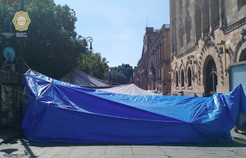 La circulación permanece cerrada en calle Tacuba entre Allende y Eje Central debido a la presencia de manifestantes (X@OVIALCDMX)